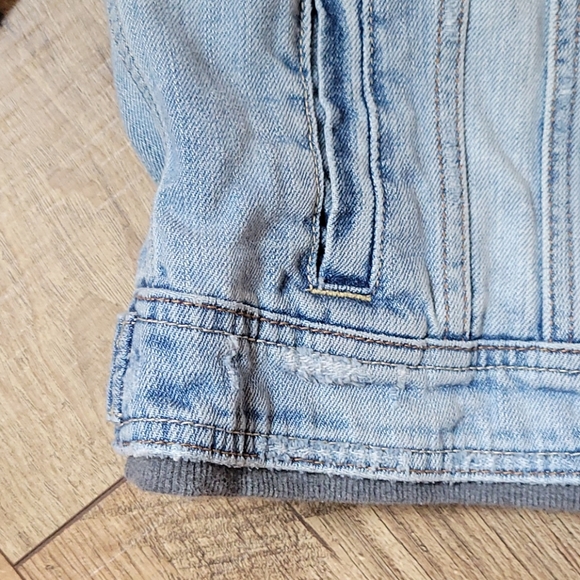 Jean jacket - Picture 3 of 3